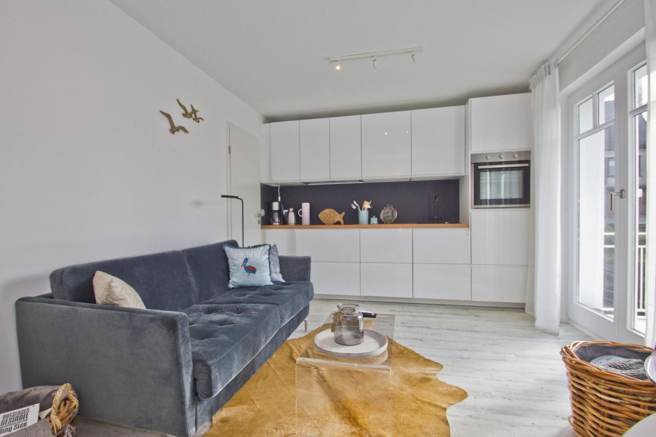 Ferienwohnung Mit Balkon Und Meerblick - Ferienresidenz Zwei Bodden Fewo 1-4 Lietzow Ngoại thất bức ảnh